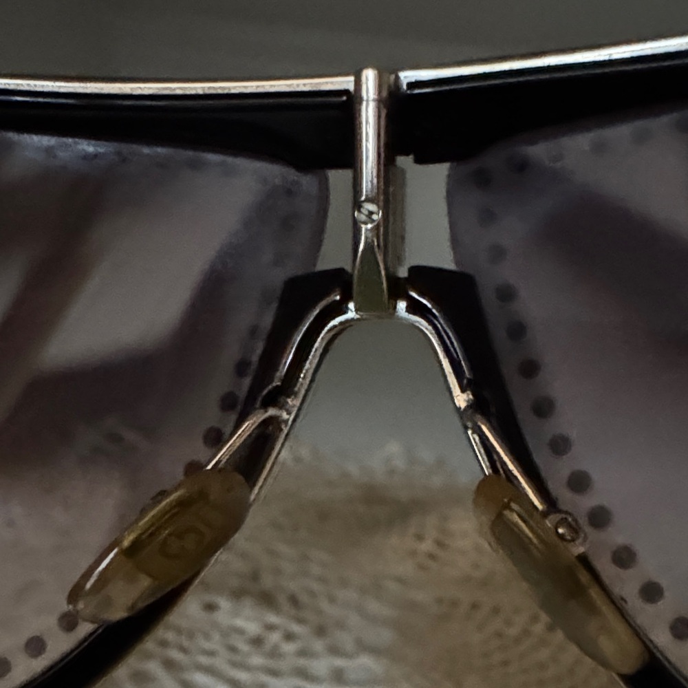 💫$FLA$h $ALE! 3/13/26 Black Sunglasses with Rhinestone Detail - Picture 8 of 12